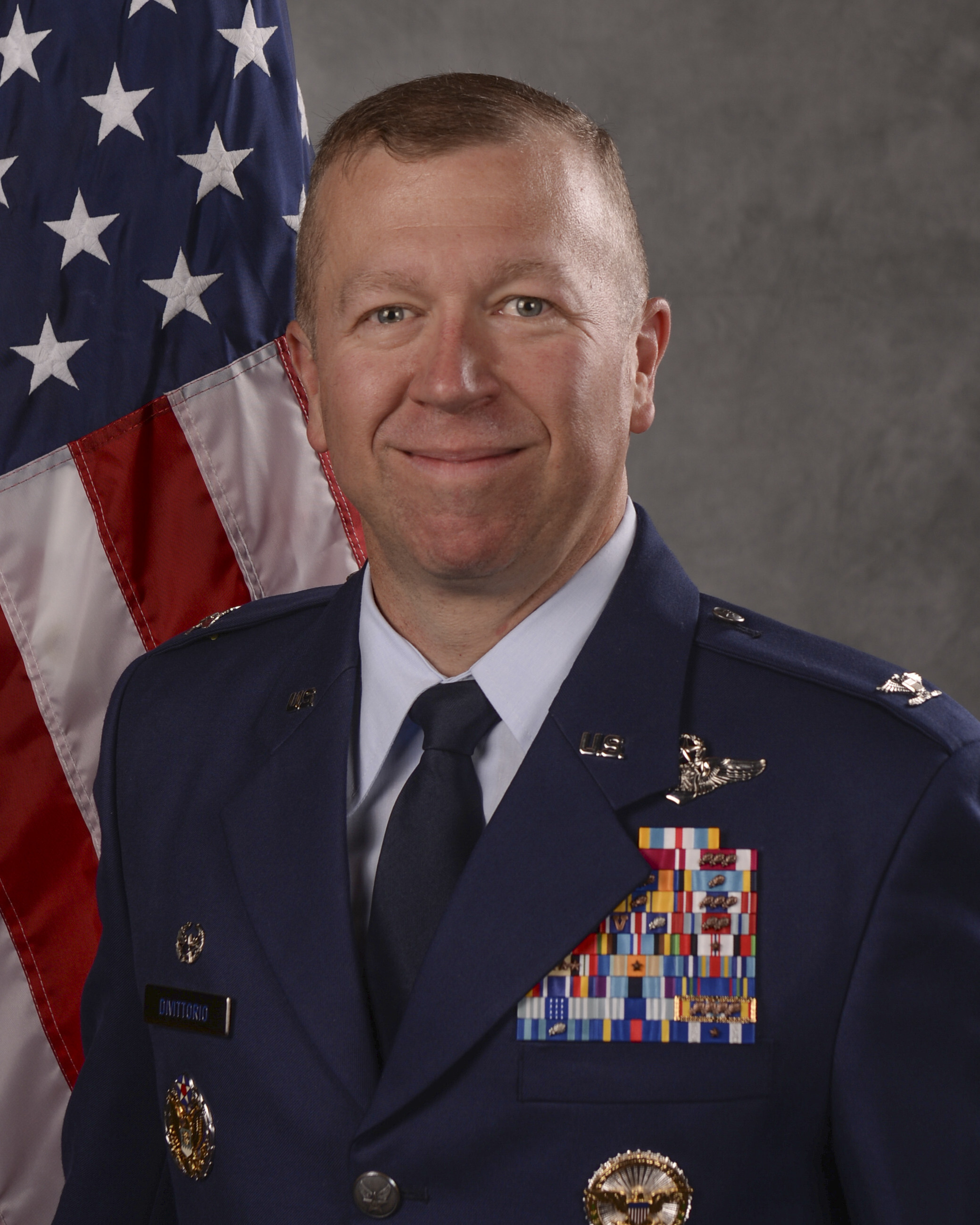 Colonel Loyd Beal Biography Photo